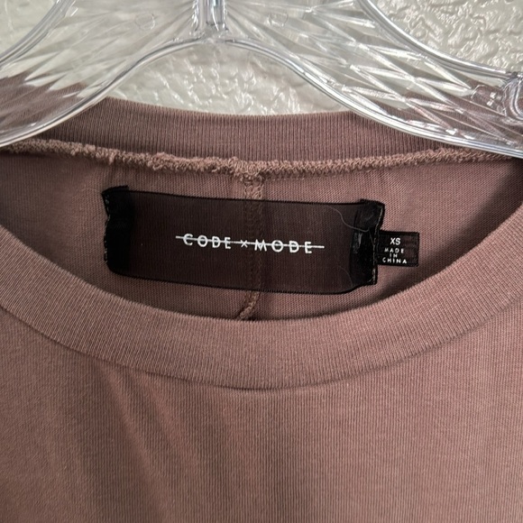 Code x Mode Tan Shoulder-Pad Dress Size XS - Picture 3 of 4